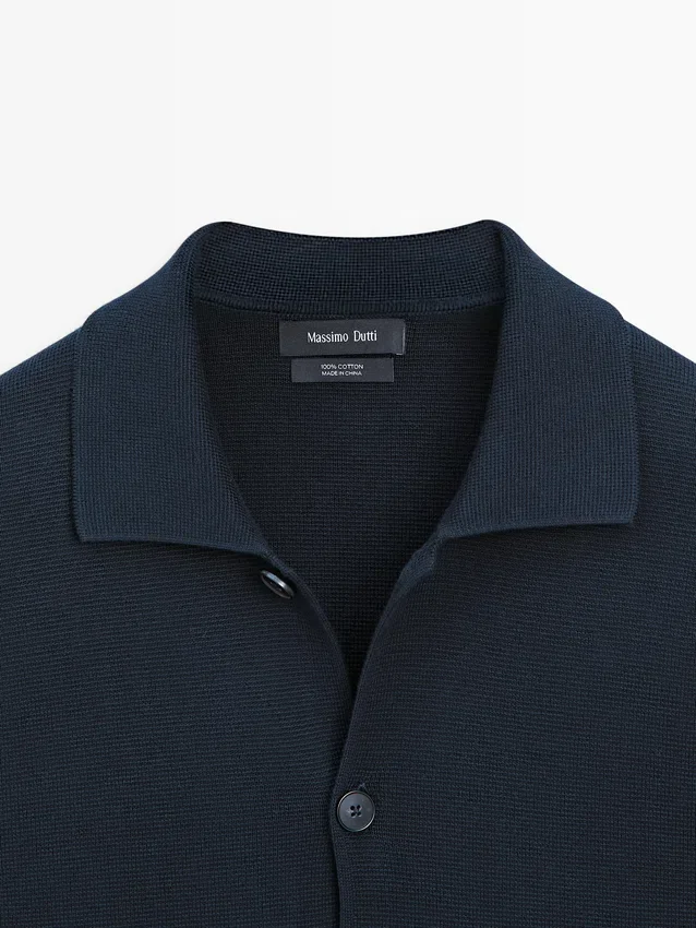 100 % bomullsstrikket cardigan med Pologensere 100 % bomullsstrikket cardigan med Pologensere