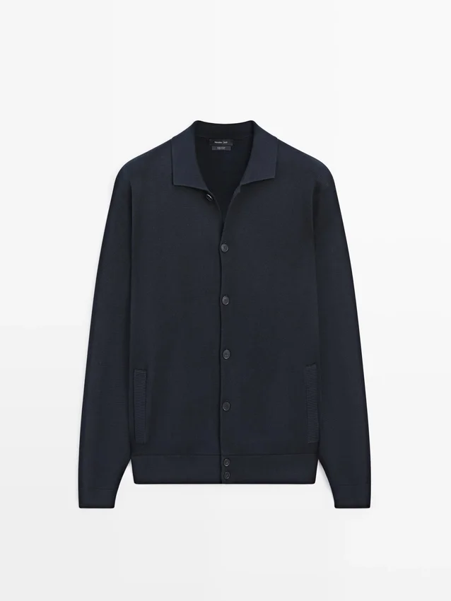 100 % bomullsstrikket cardigan med Pologensere 100 % bomullsstrikket cardigan med Pologensere