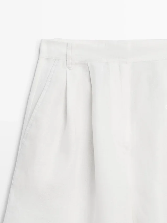100 % lin, korte plisserte bermuda-shorts 100 % lin, korte plisserte bermuda-shorts