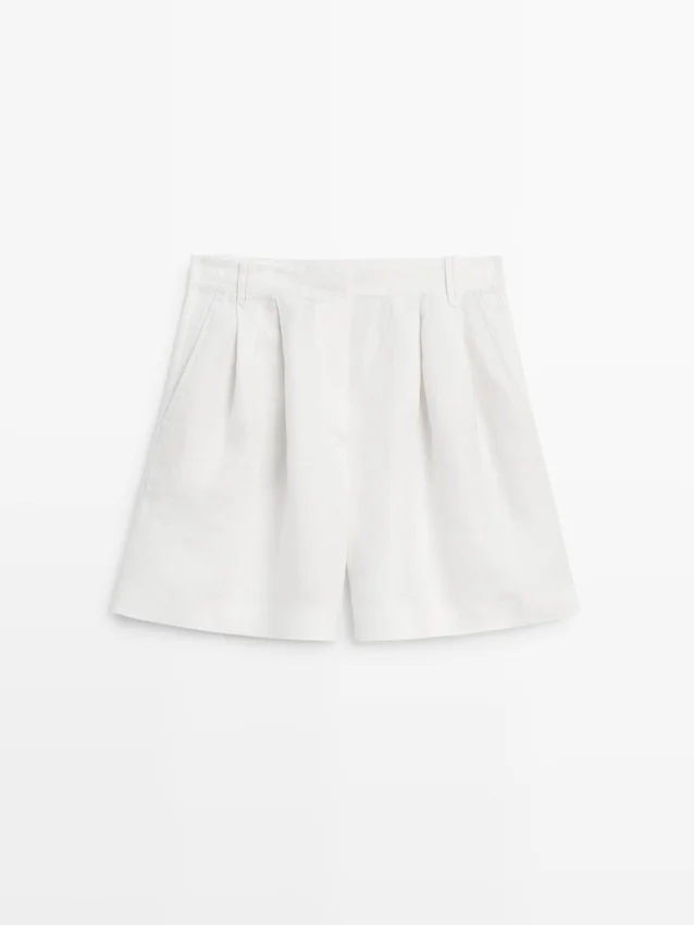 100 % lin, korte plisserte bermuda-shorts 100 % lin, korte plisserte bermuda-shorts