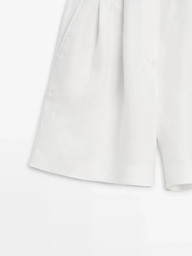 100 % lin, korte plisserte bermuda-shorts 100 % lin, korte plisserte bermuda-shorts