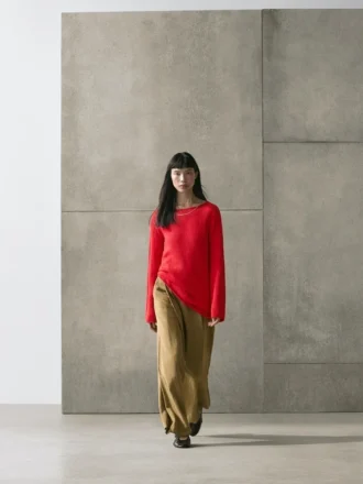 Asymmetrisk strikket genser