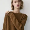 Asymmetrisk strikket kappe-genser Asymmetrisk strikket kappe-genser