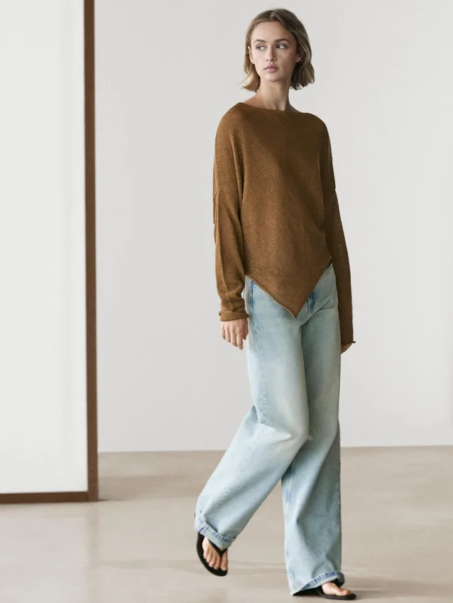 Asymmetrisk strikket kappe-genser Asymmetrisk strikket kappe-genser