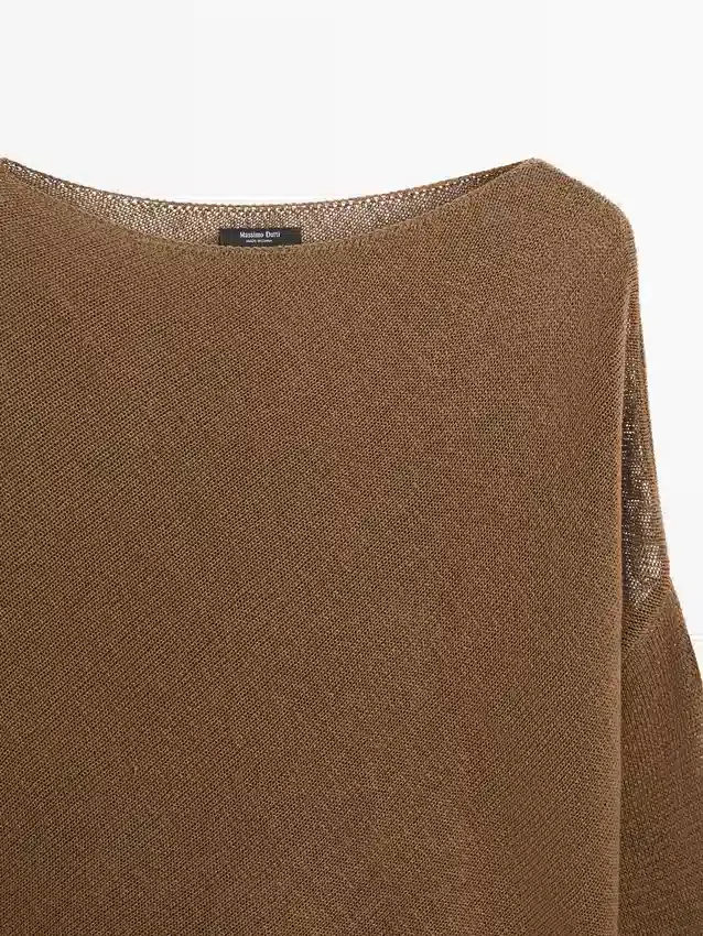 Asymmetrisk strikket kappe-genser Asymmetrisk strikket kappe-genser