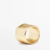 Bred ring Bred ring