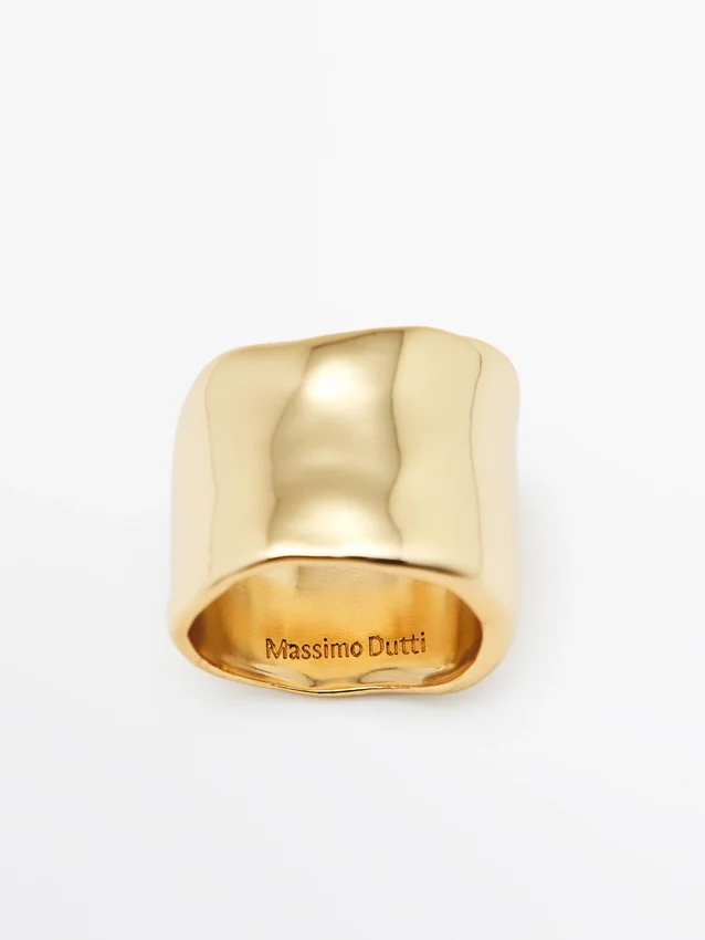 Bred ring Bred ring