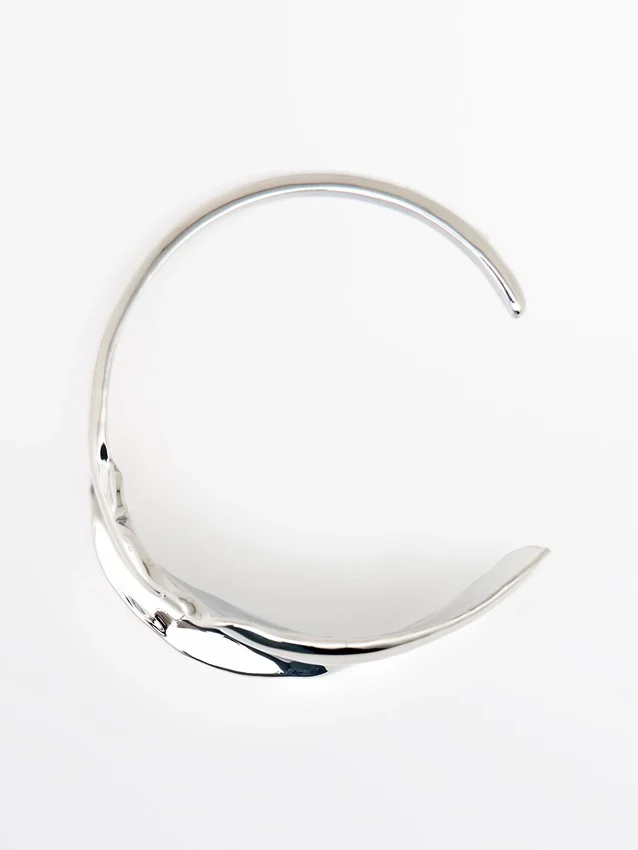 Bredt armbånd med struktur Bredt armbånd med struktur