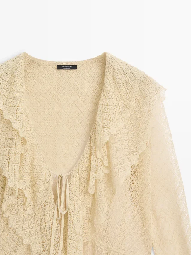 Cardigan i linblanding med volangdetaljer Cardigan i linblanding med volangdetaljer