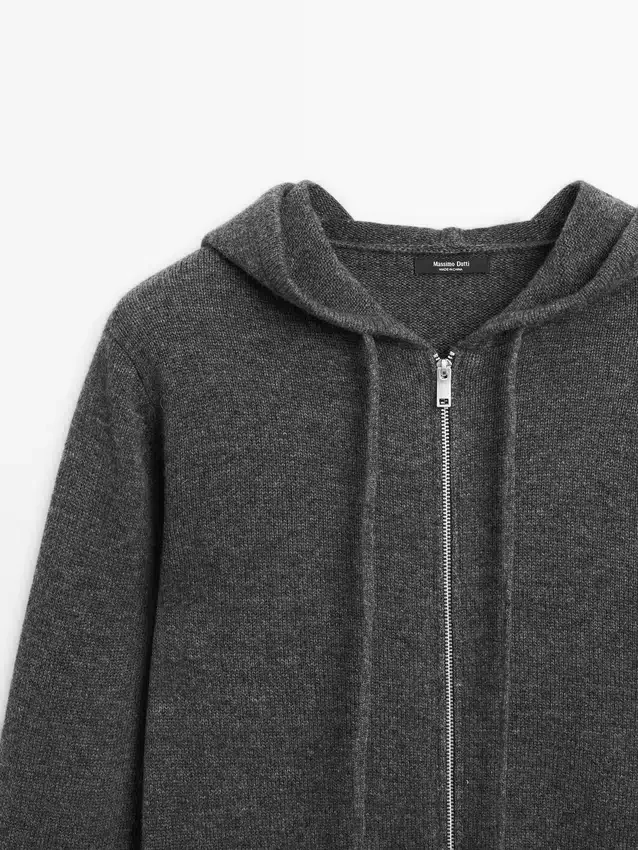 Cardigan i ullblanding med glidelås og hette Cardigan i ullblanding med glidelås og hette
