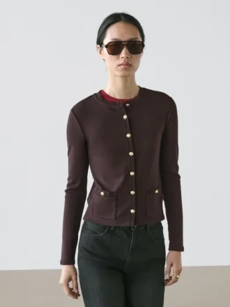 Cardigan med gullknapper