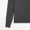 Cardigan med mock-turtleneck og dekket knapper Cardigan med mock-turtleneck og dekket knapper