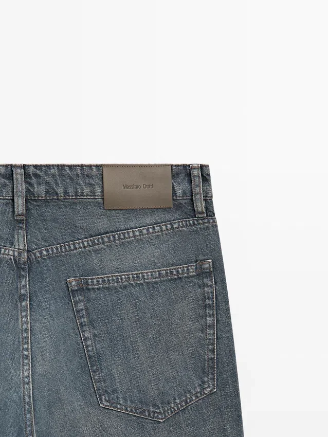 Jeans med avsmalnende passform Jeans med avsmalnende passform