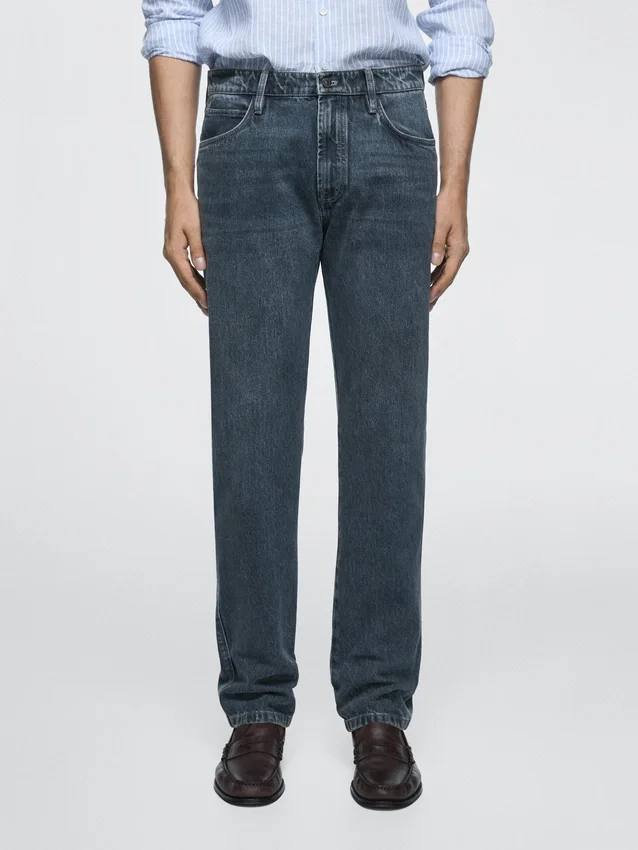 Jeans med avsmalnende passform Jeans med avsmalnende passform