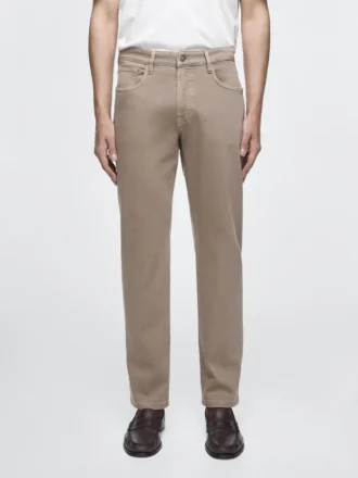 Jeans med avsmalnende passform