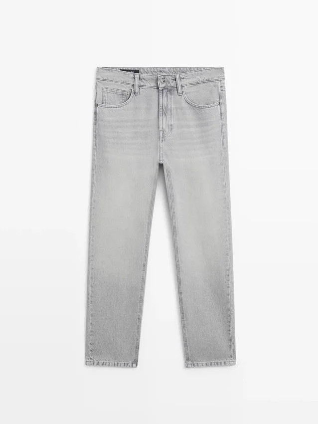 Jeans med avsmalnende passform Jeans med avsmalnende passform