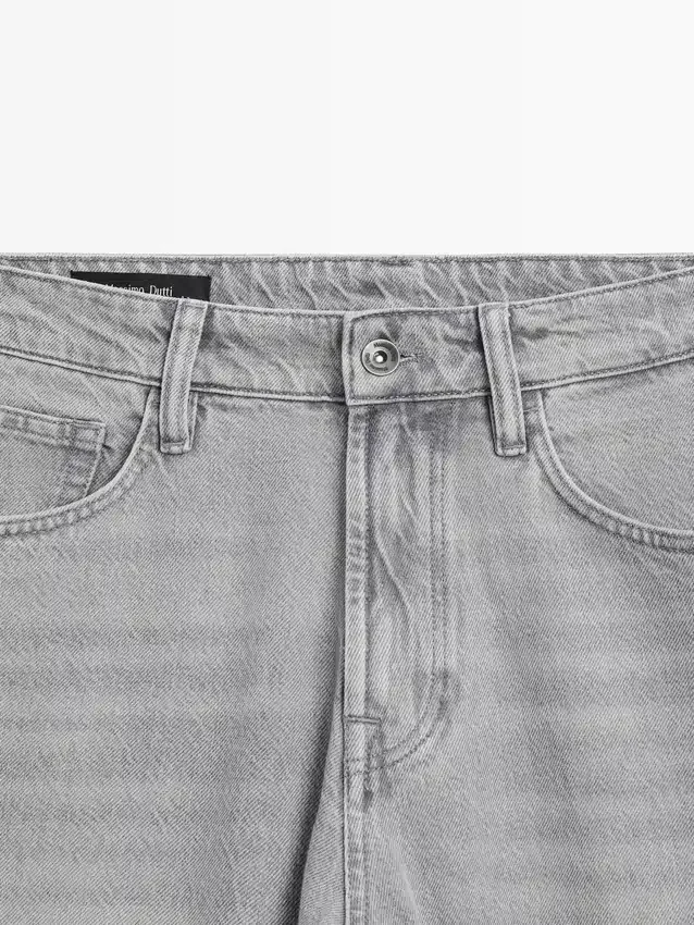 Jeans med avsmalnende passform Jeans med avsmalnende passform