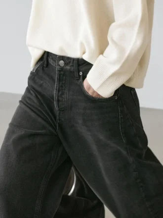 Jeans med ballongpassform og middels høy midje
