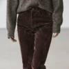 Jeans med høy midje og flokket bootcut Jeans med høy midje og flokket bootcut