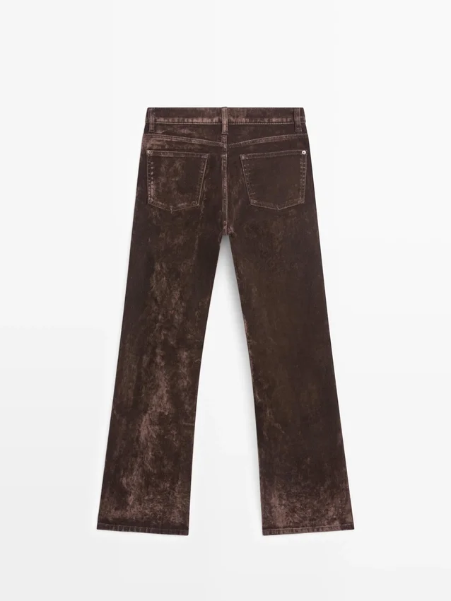Jeans med høy midje og flokket bootcut Jeans med høy midje og flokket bootcut