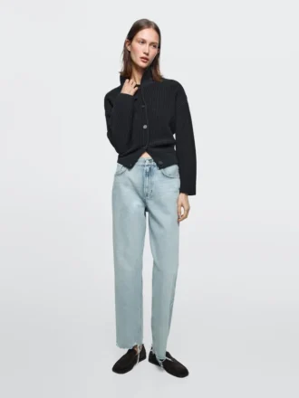 Jeans med rett ben og høy midje