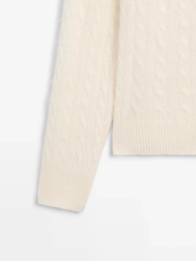 Kabelstrikket ullcardigan Kabelstrikket ullcardigan
