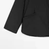 Kort, vattert parkas med kragedetaljer Kort, vattert parkas med kragedetaljer
