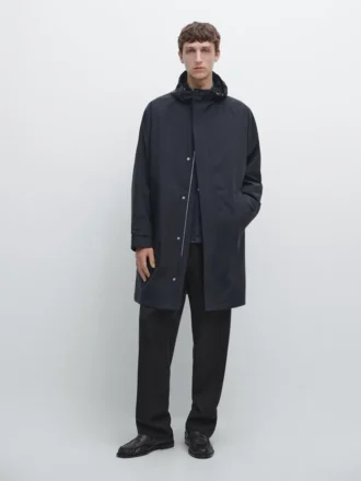 Lang parkas med hette