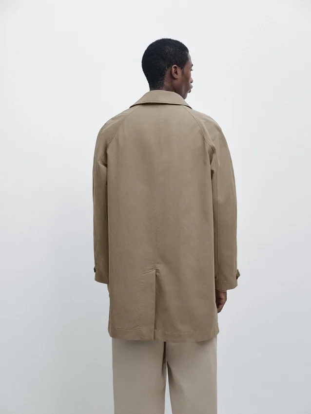 Lett trenchcoat i bomullsblanding Lett trenchcoat i bomullsblanding