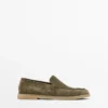 Loafers i spaltet skinn