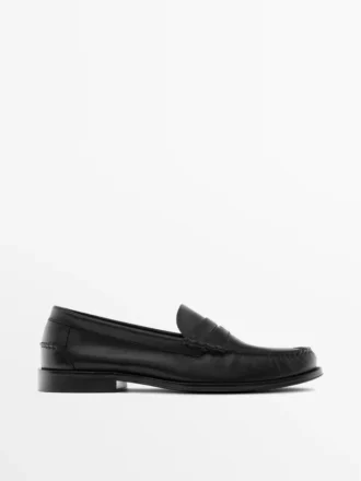 Myke loafers i oljet skinn