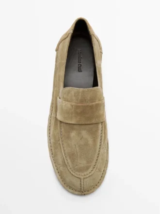 Myke loafers i spaltet skinn