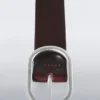 Nubuck-lærbelte med oval spenne
