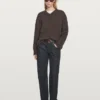 Oversize strikket genser med V-hals