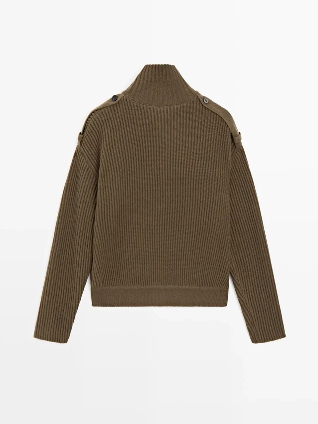 Strikkecardigan i ull med knappedetaljer Strikkecardigan i ull med knappedetaljer