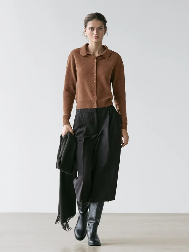 Strikket cardigan i ull Strikket cardigan i ull