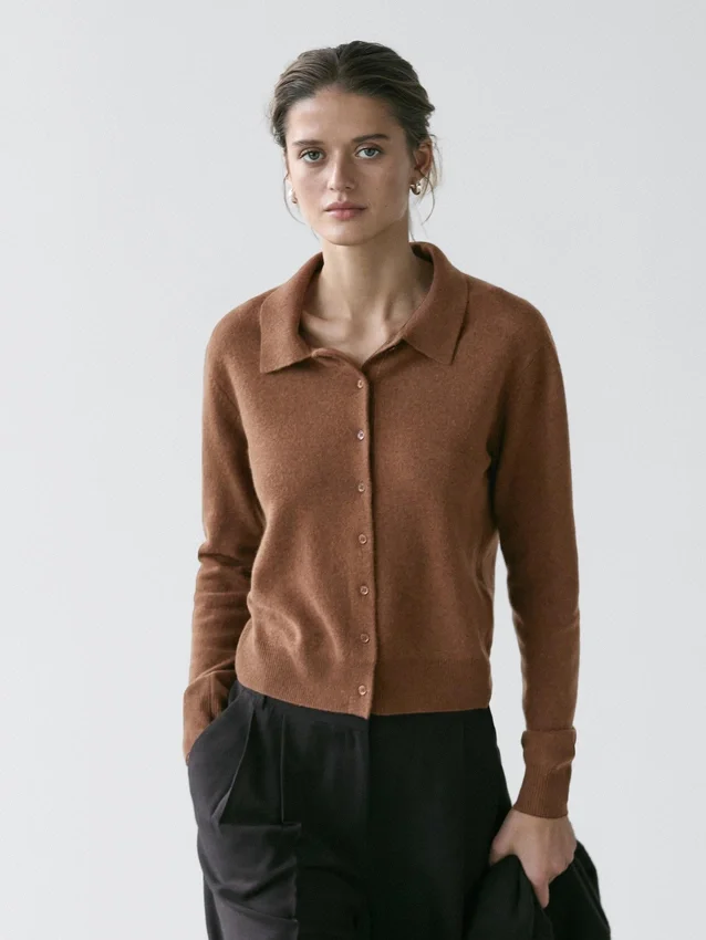 Strikket cardigan i ull Strikket cardigan i ull