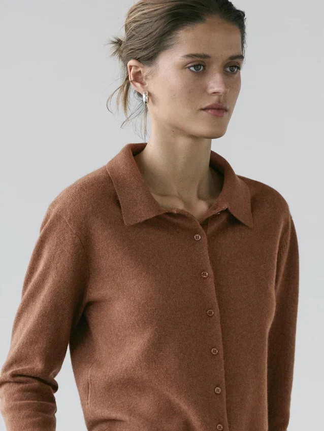 Strikket cardigan i ull Strikket cardigan i ull