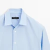 Stripet poplin-skjorte med normal passform Stripet poplin-skjorte med normal passform