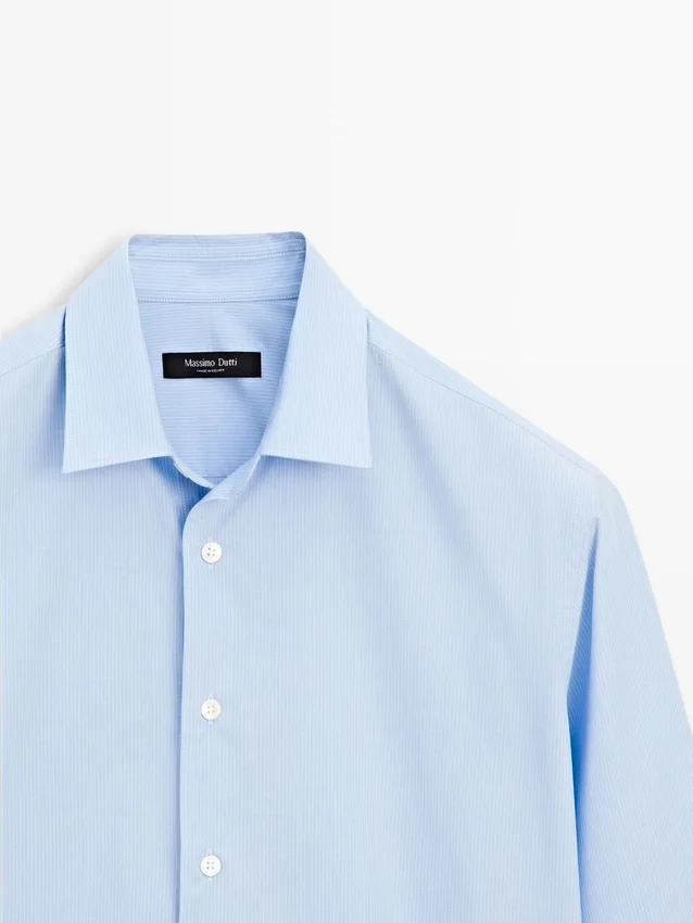 Stripet poplin-skjorte med normal passform Stripet poplin-skjorte med normal passform