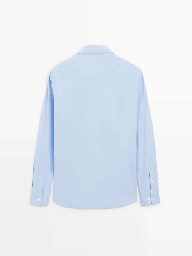 Stripet poplin-skjorte med normal passform Stripet poplin-skjorte med normal passform