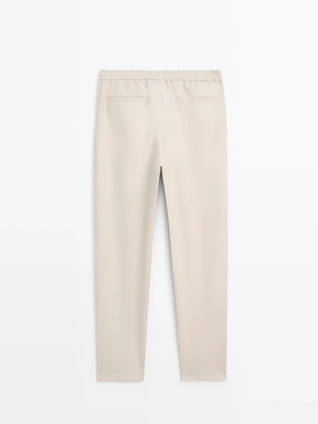 Total Look-linnebukser med detalj i livet Total Look-linnebukser med detalj i livet
